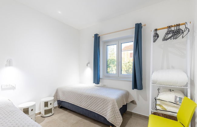 Holiday Home in Bilice With Pool - Photo 4