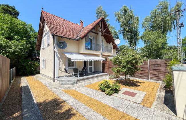 4 bedroom House in Fonyód with garden and terrace - Photo 21