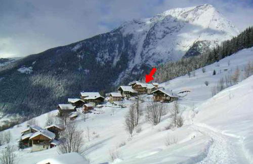 Chalet confortable à Sainte-Foy-Tarentaise avec vue sur la montagne - Photo 18