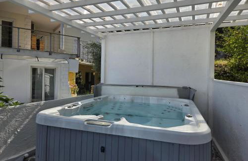 Apartments Chiara mit Meerblick und Pool und Jacuzzi - Foto 7