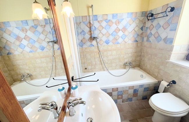 Detached Villa - Sleeps 10 - Pool - Pergola - Playground for Children - Wifi - Foto 69