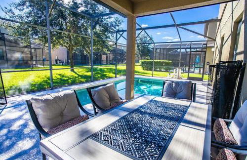 Cozy Villa w Private Pool Game room 1056 - Foto 29