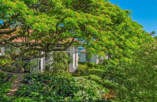 Step to beach New Quiet Kiahuna Plantation Remodeled 2 bedroom condo with AC - Foto 13