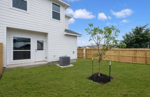 Gorgeous, Brand New 3 Bedrooms Home- Built 2024, Near SeaWorld & Lackland AFB - Foto 35