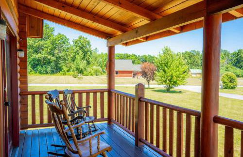 Cabin Otisco Lake Views Fire Pit & Pool Table - Foto 2