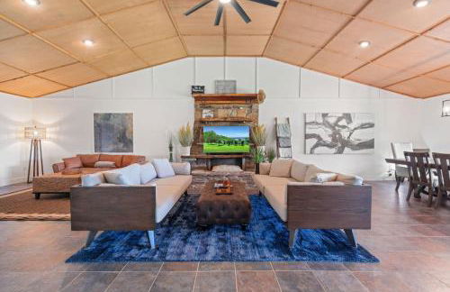 Twisted Tree with Arkansas River Views and Hot Tub - Foto 27