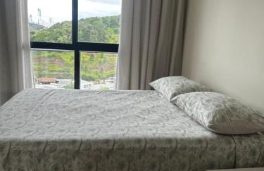 Praia Brava com Vista Mar Apt 2 Quartos Perto de BC - Foto 20