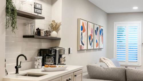 The Blue Lagoon - Photo 2