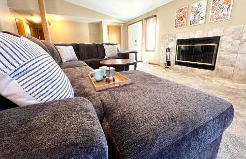 Valley View Home with Game Room, & Exclusive Beach & Pool Access - Foto 6