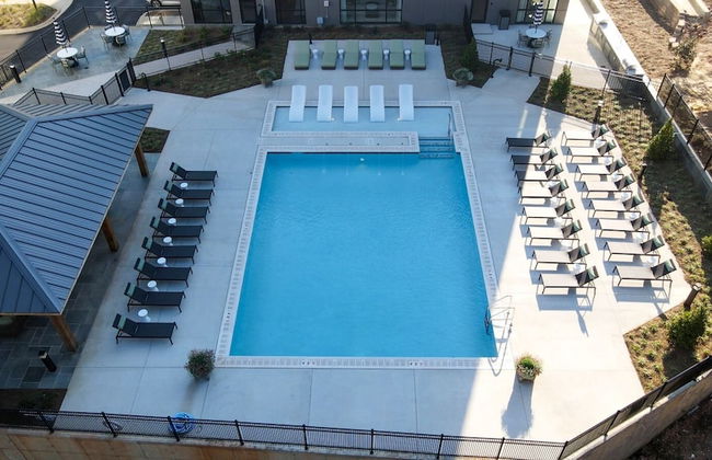 Landing at Crestline - Foto 22