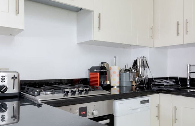 Stylish Apartment With Private Rooftop in Covent Garden - Foto 27