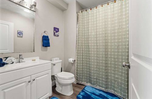 Unit 31 1BR with Den Office Space Long-term stays - Foto 15