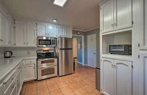 Spacious Wine Country Home 1 Mi to Downtown Lodi! - Foto 14