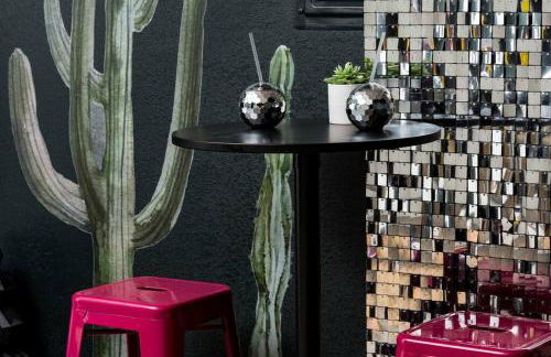 Wild West Disco Haus 2! New Hot Tub, Patio + Gym - Foto 58