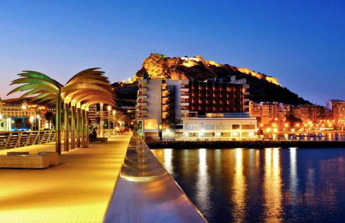 3-bedroom 2-bathroom flat ideal for families and nomads - Photo 47