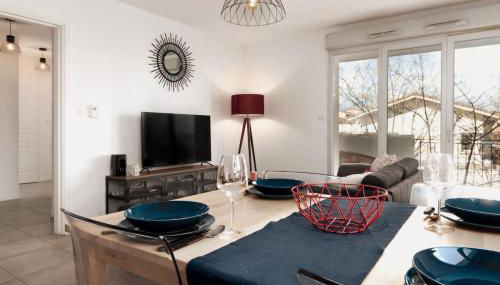 Daurade Balcon Parking free - Bus proche centre - Foto 2