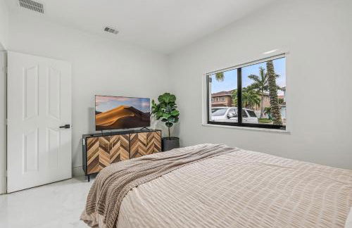 Modern Miami Home with Patio and Pool - Foto 20