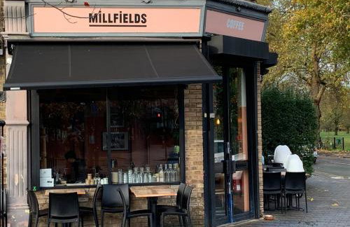 Peaceful London escape Hackney house with private patio - Foto 12