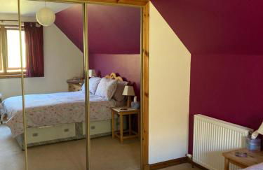 Springbank Apartment - Sleeps 4 - Pet Friendly - Photo 13