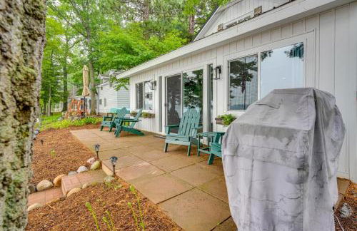 Cozy Waterfront Hale Cottage on Long Lake! - Foto 25