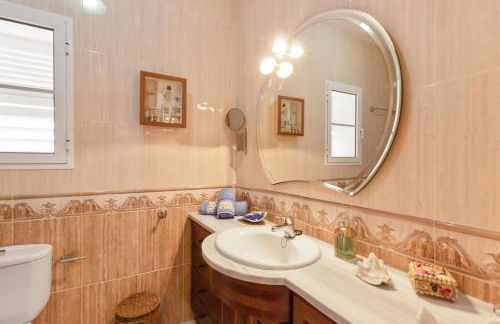 Villa estilo mediterránea con Piscina, Jardín, Bbq y Jacuzzi - VILLA BEL AIR REAL - Foto 18