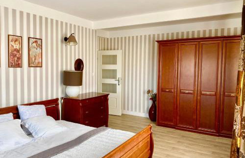 LAS SŁUPSKI PREMIUM LOVE APARTAMENT NR5 Wifi Netflix Smart TV50 full kitchen double bathtub up to 4 people full pleasure quality stay - Photo 11