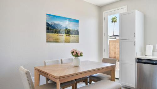 Spacious Two Bedroom Two Bathroom with Free Parking and Cozy Beds - Foto 4