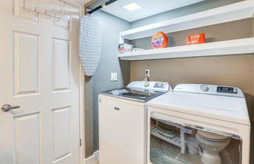 Near Spring Training! Peoria Gem with Pool and Hot Tub - Foto 24