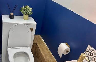 Brand New 2 Bed House - Sleeps 4 - Free Parking - Near HS2 & Drayton Manor - Foto 18