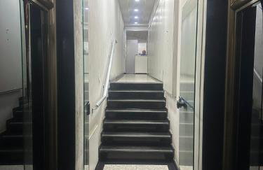 Copacabana Leme, a uma quadra da praia e ótima localização - Photo 8