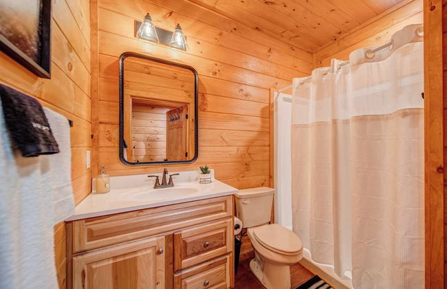 Gorgeous & Secluded 3 BDR Cabin in Mineral Bluff! - Foto 28