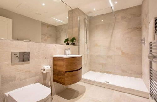 JOIVY York Place Apartment in Georgian City Centre Building - Foto 44