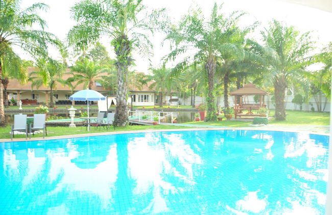 Blue Lagoon Pool Villa - Foto 12