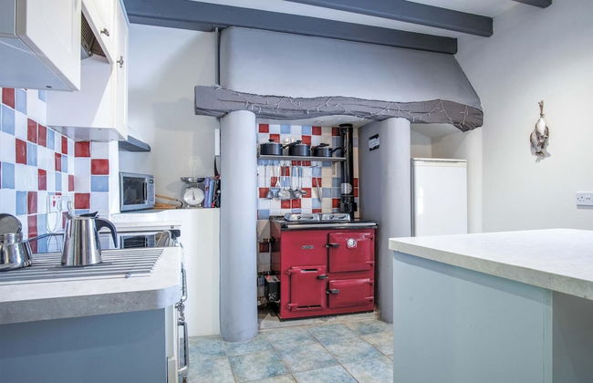 Tregoyr - 3 Bedroom Holiday Home - St. Florence - Photo 17