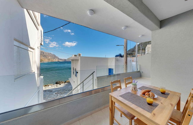 Relaxed Seaside Living, Tris Ekklisies - Sleeps 4 - Foto 17