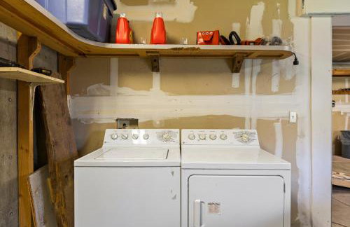 Secluded Mtn home by Purg, Hot Tub, Views! Pets ok - Foto 47