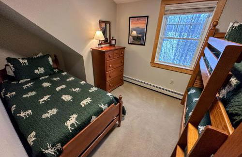 NEW Single family home with spectacular views and lots of space Privacy convenience and style - Foto 5