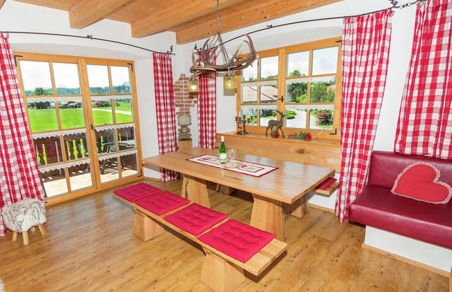 Quaint Holiday Home in Feldwies near Ski Area - Photo 32