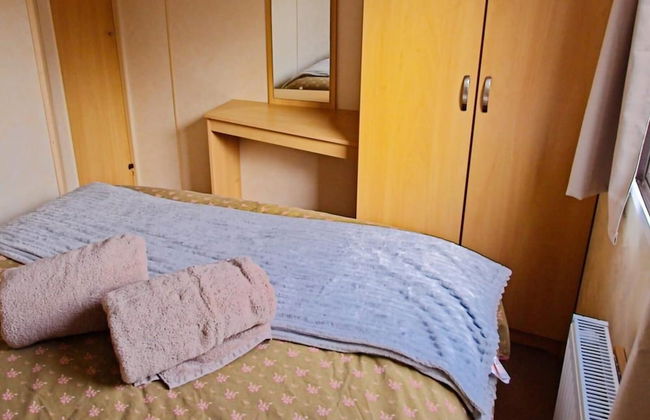 Mobile Home - Sleeps 6 - Pets Ok - Parking - Foto 3