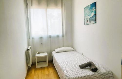 ENJOY in Beautiful flat in front of the sea and beach - Photo 10