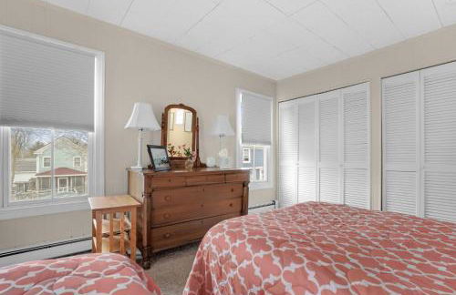 Artist Apartment - Idyllic villa steps from Town & the waterfront! - Foto 20