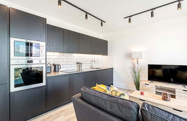 Icon Tower Flat VI - Photo 9