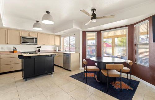 Slide into Fun Pool Games Fire Pit Sport Court - Foto 26