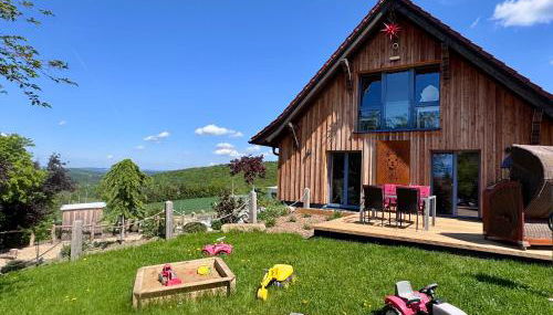 TOP moderne FeWo - Alpakahof zum Himmelreich, traumhafte Lage, Terrasse mit Weitblick, kostenfreier Parkplatz, Nähe Kurklinik, optional Sauna - Foto 3