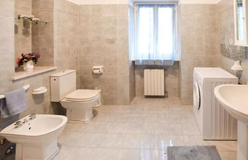 5 Bedroom Beautiful Home In Giove - Foto 35