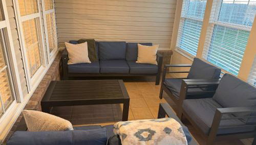 Beautiful 3 bed 2 bath home near Crystal Bridges - Foto 2