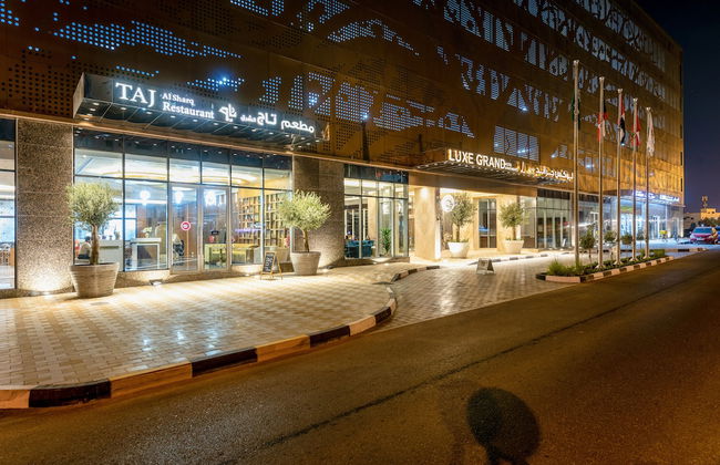 Luxe Grand Hotel Apartments - Foto 20