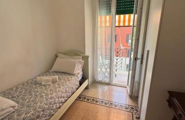 Hanna's House Metro Pyramid - Photo 15