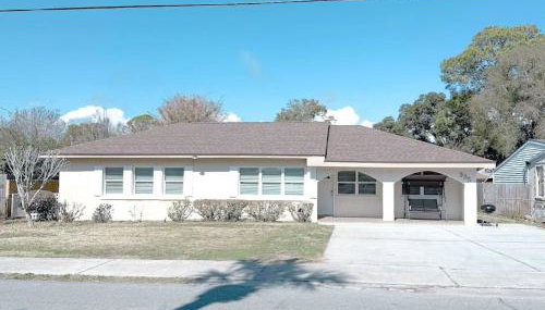 Spacious 5BR Beach Villa -1 Minute to Beach - Foto 3