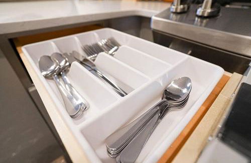 Modern Home, Rooftop view, 3 block Beacon station - Foto 18